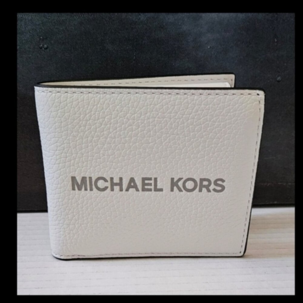 NWT! Michael Kors Leather COOPER Billfold W/ Coin Pocket